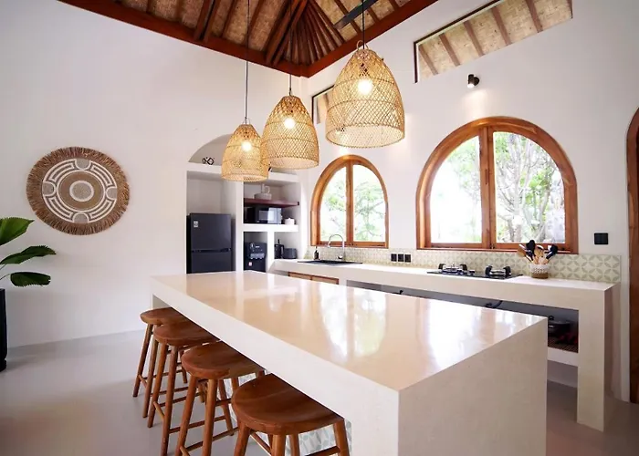 Nagaia - Private Pool, Rooftop & Agung Views Ferienhaus Amed